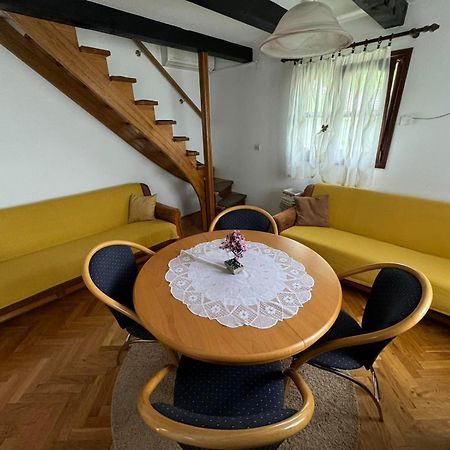 Holiday Home Manda Tounj Exterior foto